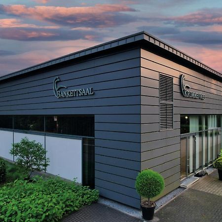 Ramada By Wyndham Duesseldorf Ratingen Hotel Exterior foto
